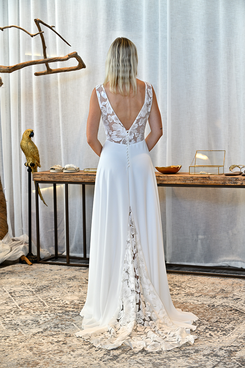 587 – Lambert Creations